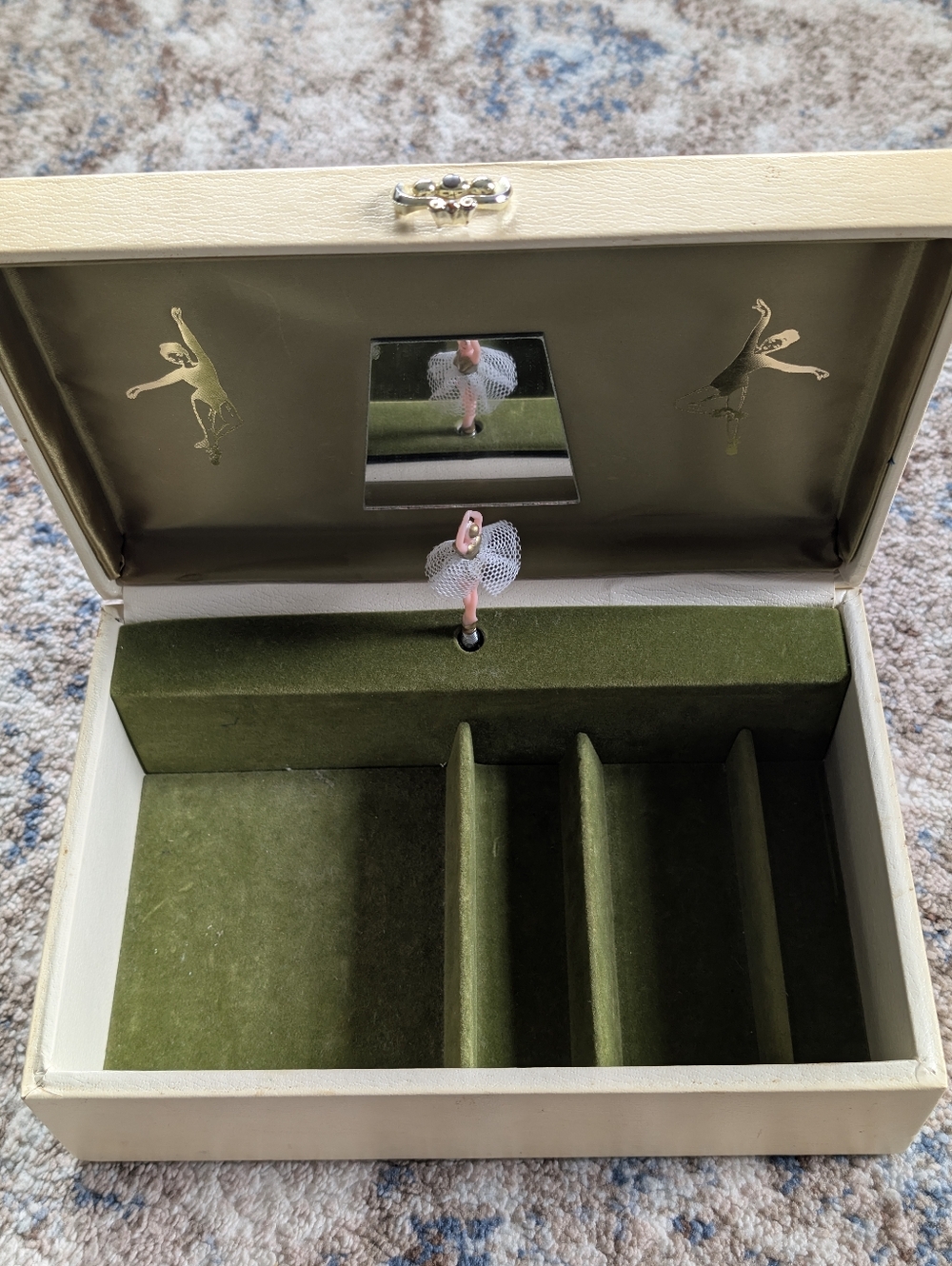 Vintage LADY BUXTON Dancing Ballerina Music Jewelry Box 10.5" x 7" x 4"